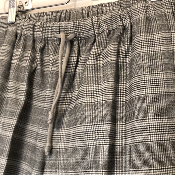 SOLD Aritzia Babaton jimmy pant - Picture 5 of 8